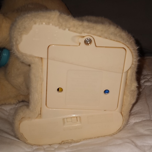 Real Fur Friends JJ the Jumping Pug Interactive Dog - Picture 8 of 9